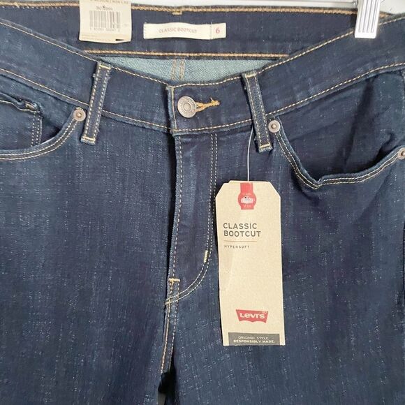 Levi's Classic Bootcut Jeans Dark Wash Size 6/ 28 - Picture 2 of 7